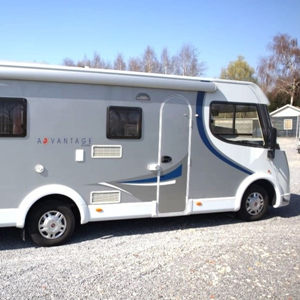 Dethleffs I6611 handgeschakeld zijaanzicht Dethleffs I6611 handgeschakeld zijaanzicht